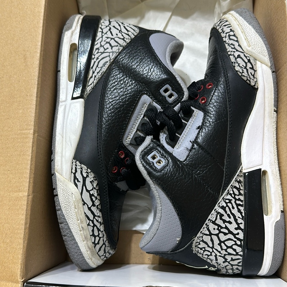 Air Jordan 3 Retro